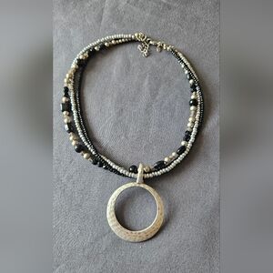 Premiere Designs beaded silver hoop necklace